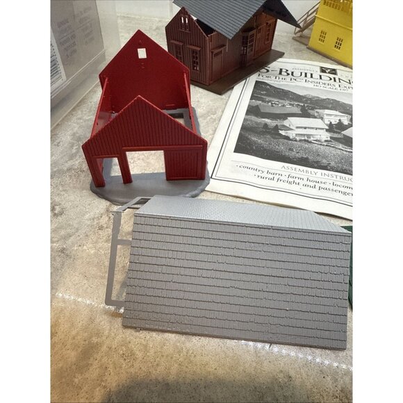 5 building kit with manual Presidents Choice HO Scale 1:87 - Picture 3 of 10